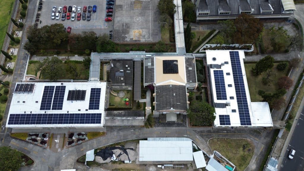 🌿 Hospital San Rafael: Aportando a la Sostenibilidad en Salud con Energía Renovable 🌞 4 DCIM100MEDIADJI_0068.JPG