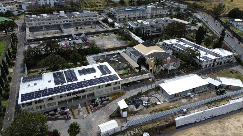 🌿 Hospital San Rafael: Aportando a la Sostenibilidad en Salud con Energía Renovable 🌞 2 DCIM100MEDIADJI_0074.JPG